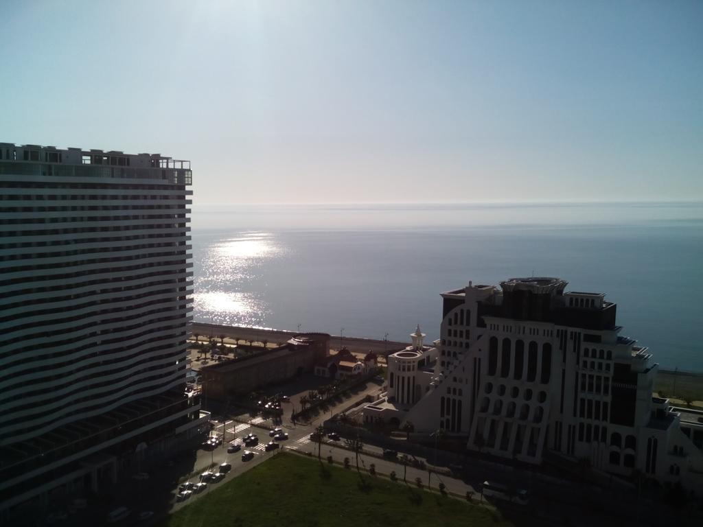 Arleville Batumi Exterior foto
